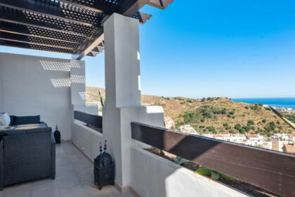 5a24db2a315d8dfb8d9b154dc576426b - 26