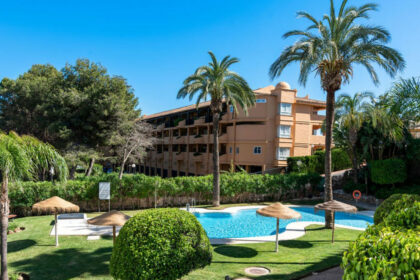 5a24db2a315d8dfb8d9b154dc576426b - 33