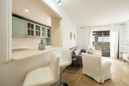 5a3b8c59cf7ba21a154f79627ad694ea - 3