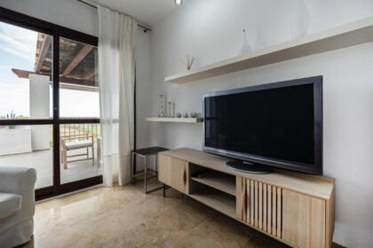 5a3b8c59cf7ba21a154f79627ad694ea - 8