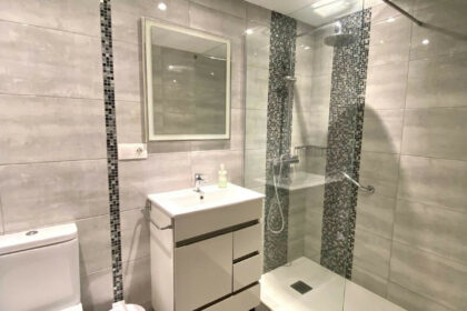 5a795a4dd9ac2682373c3ea4f3d549bb - 12