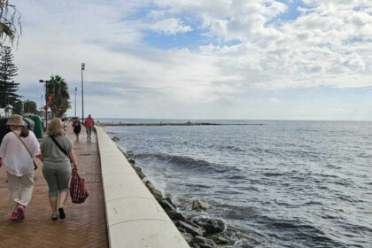 5a795a4dd9ac2682373c3ea4f3d549bb - 16