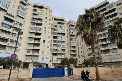 5a795a4dd9ac2682373c3ea4f3d549bb - 4