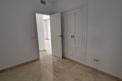 5a7facbca70bd52afdeb4ee48cca0825 - 16