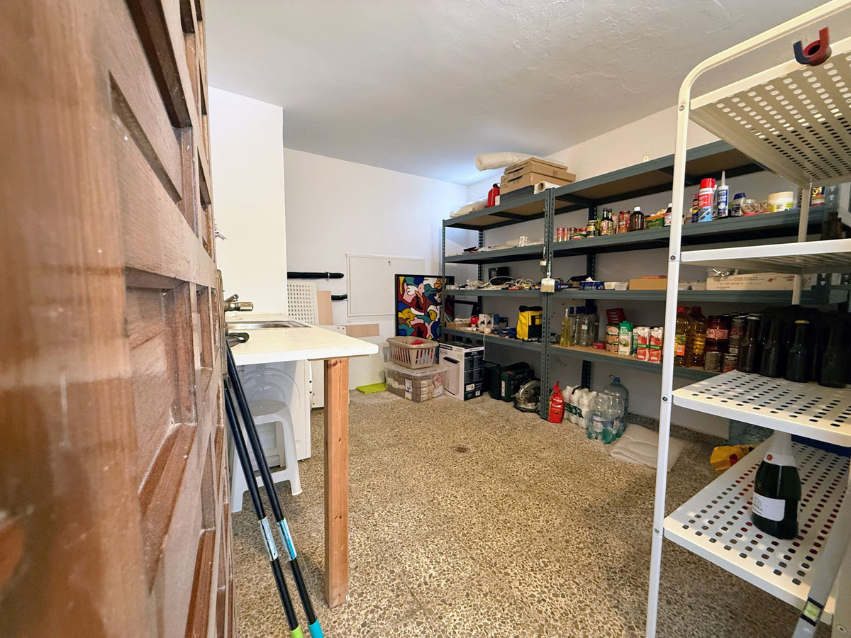 5aca9599775b6a2ff8bd60bacc3270a0 - 16