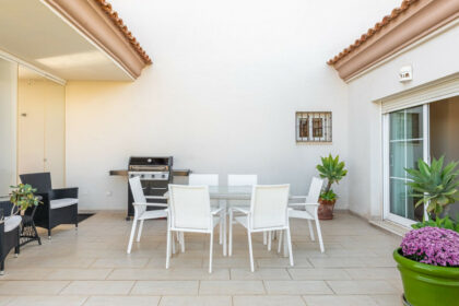 5af4e7c9bd094588b60553503d411c3e - 11