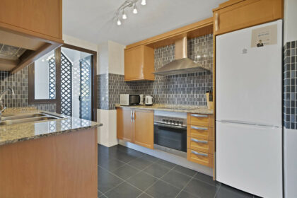 5b089e265e1d03b126c94ec3aa195cb9 - 11