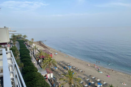 5b30bbc6425a81bfda17c8a8ffb5db3b - 4