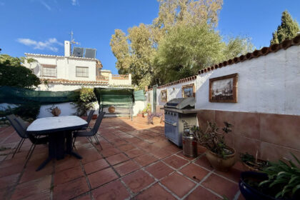 5ba58e6981276be02b36e9bc27aee995 - 4