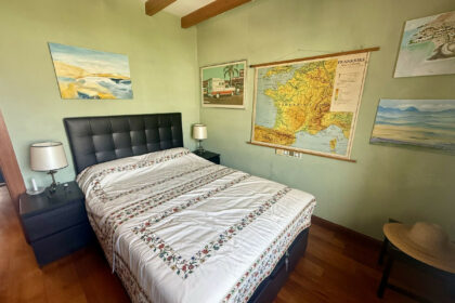 5c7b4b2e86704979e7c1623c1e0d8150 - 13