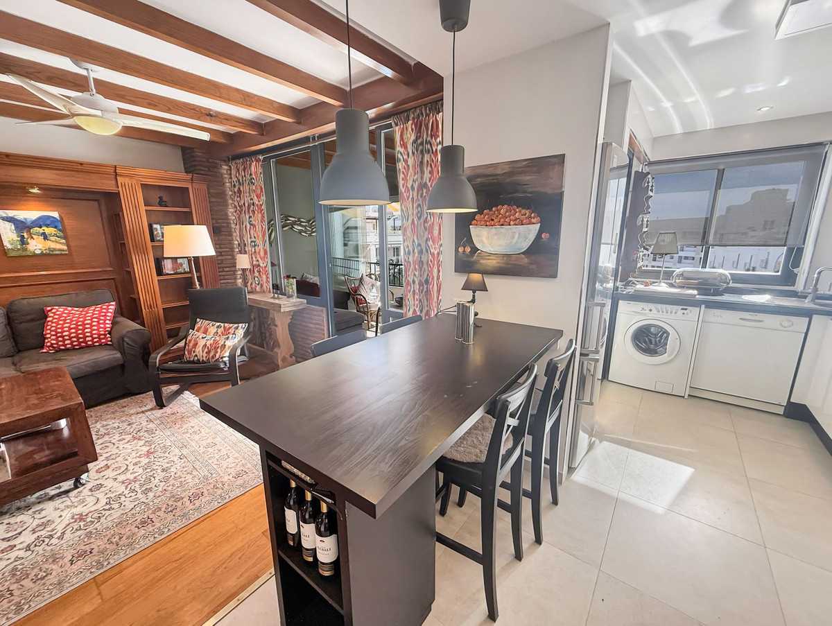 5c7b4b2e86704979e7c1623c1e0d8150 - 6