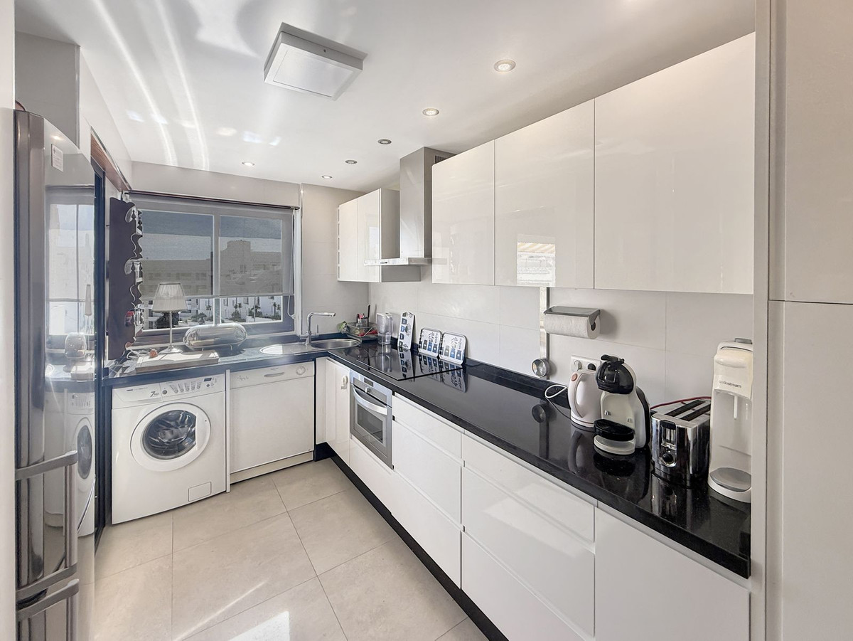 5c7b4b2e86704979e7c1623c1e0d8150 - 7