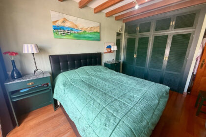 5c7b4b2e86704979e7c1623c1e0d8150 - 9