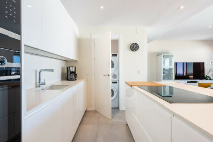 5cc809179c2b405f5edef608234e3263 - 11