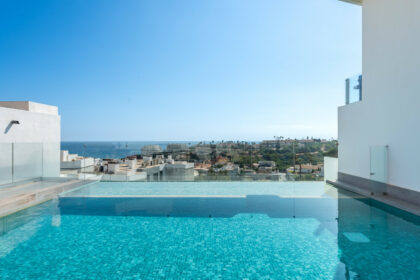 5cc809179c2b405f5edef608234e3263 - 22