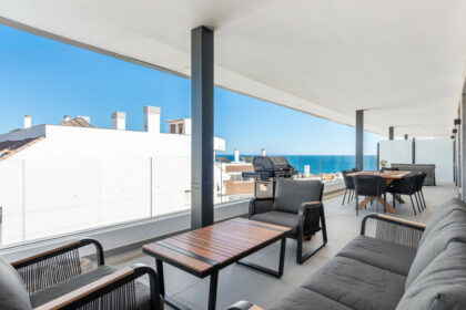 5cc809179c2b405f5edef608234e3263 - 5