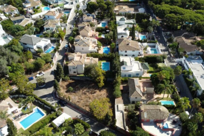 5cd177ef3d934ff42cf2406c1e09932d - 19