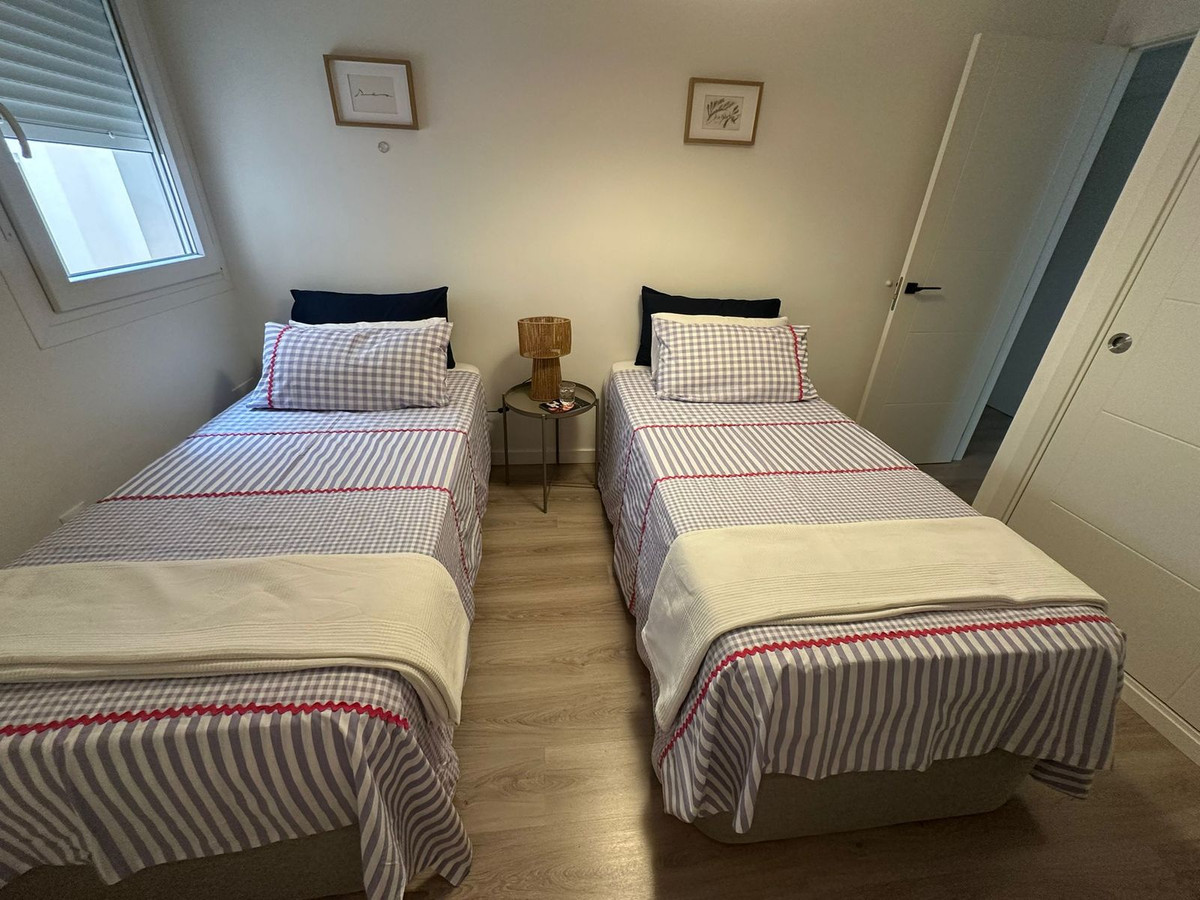 5cf16c5e85706361e31c4fd407513f8f - 21