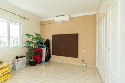 5da1401dd2083d861c6e19058e177149 - 10