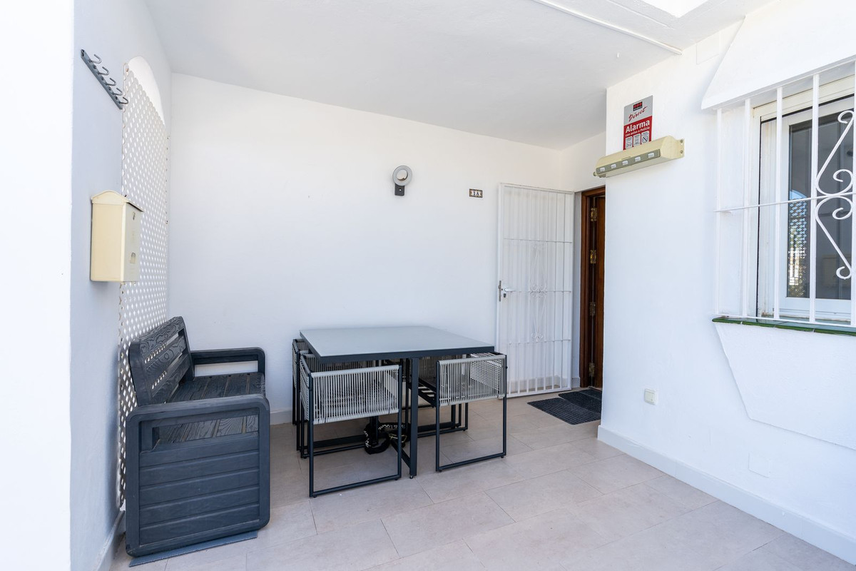 5da1401dd2083d861c6e19058e177149 - 12