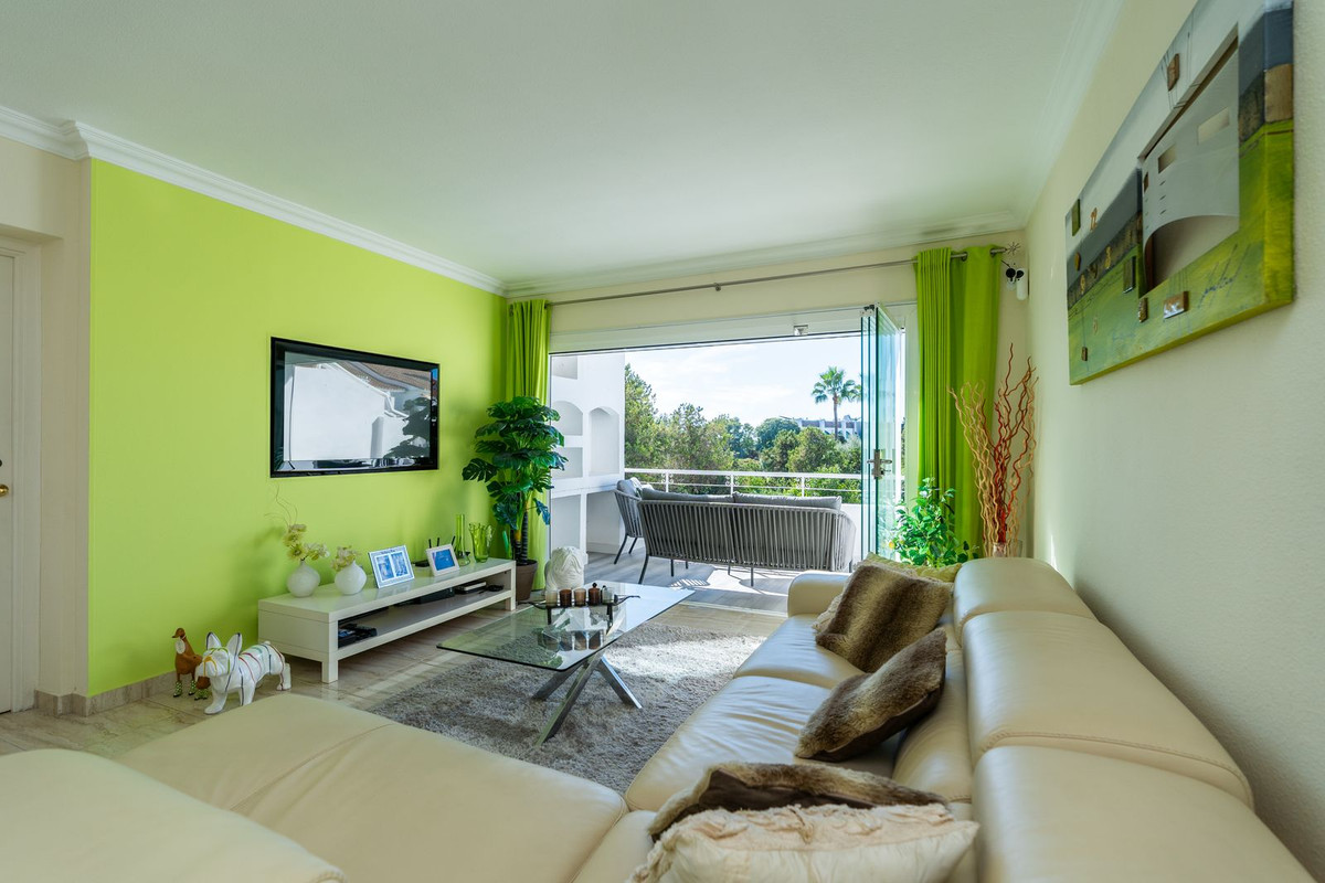 5da1401dd2083d861c6e19058e177149 - 23