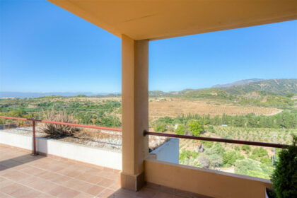 5e8e6cf9ace84e11fffa06aa2ee57464 - 19