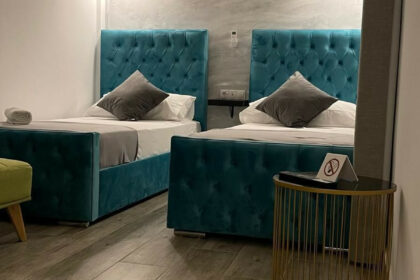 5ef2bf885d6f32a7997da7e9c2c44d78 - 19