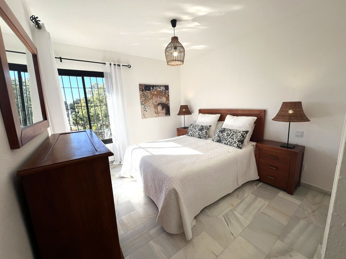 5fbf579648512c8b595ac8f05e0e1e5d - 10