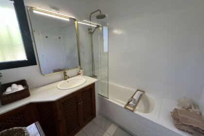 5fbf579648512c8b595ac8f05e0e1e5d - 13