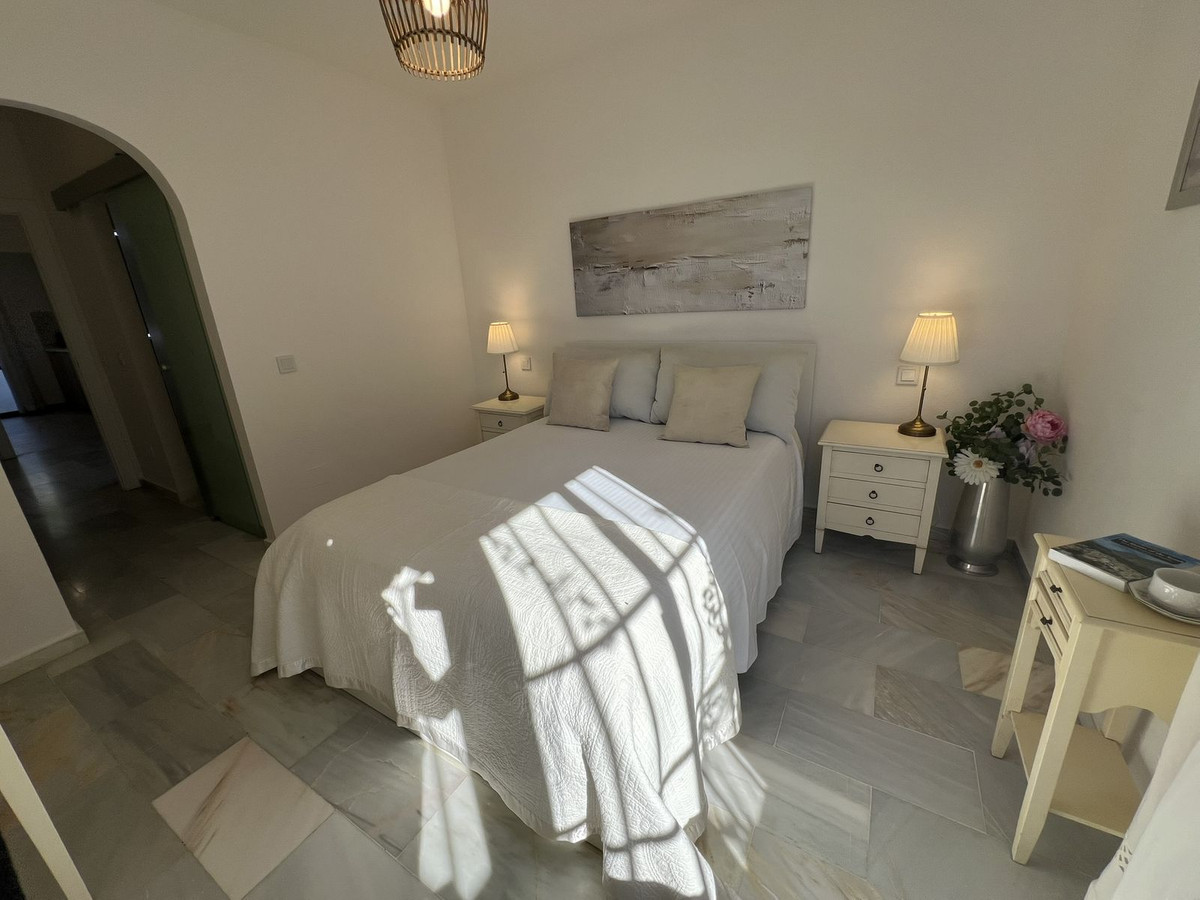 5fbf579648512c8b595ac8f05e0e1e5d - 15