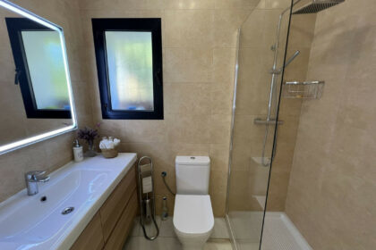 5fbf579648512c8b595ac8f05e0e1e5d - 16