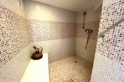 5fbf579648512c8b595ac8f05e0e1e5d - 19