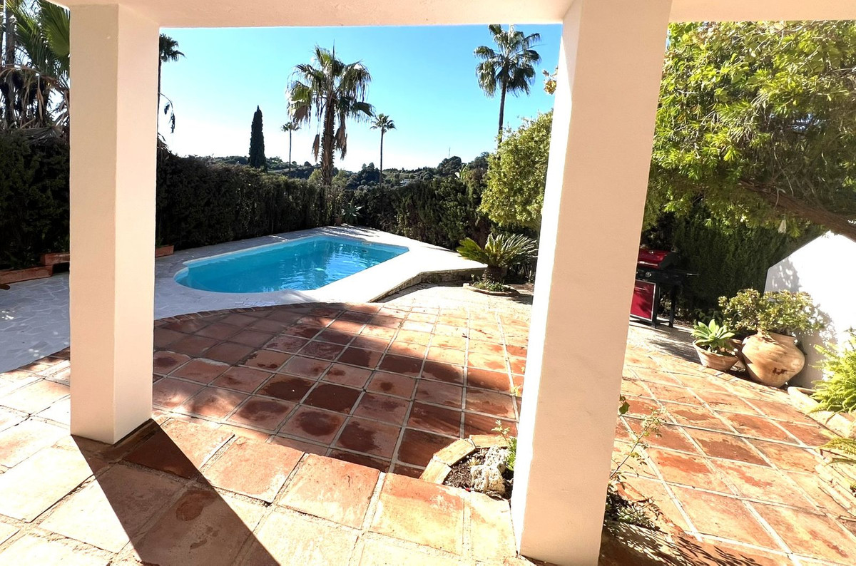 5fbf579648512c8b595ac8f05e0e1e5d - 23