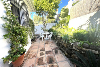 5fbf579648512c8b595ac8f05e0e1e5d - 4