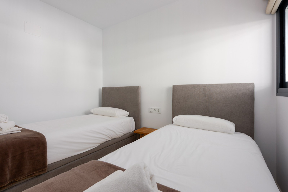 5fe144da2e771bc3258912b52adbc87c - 15