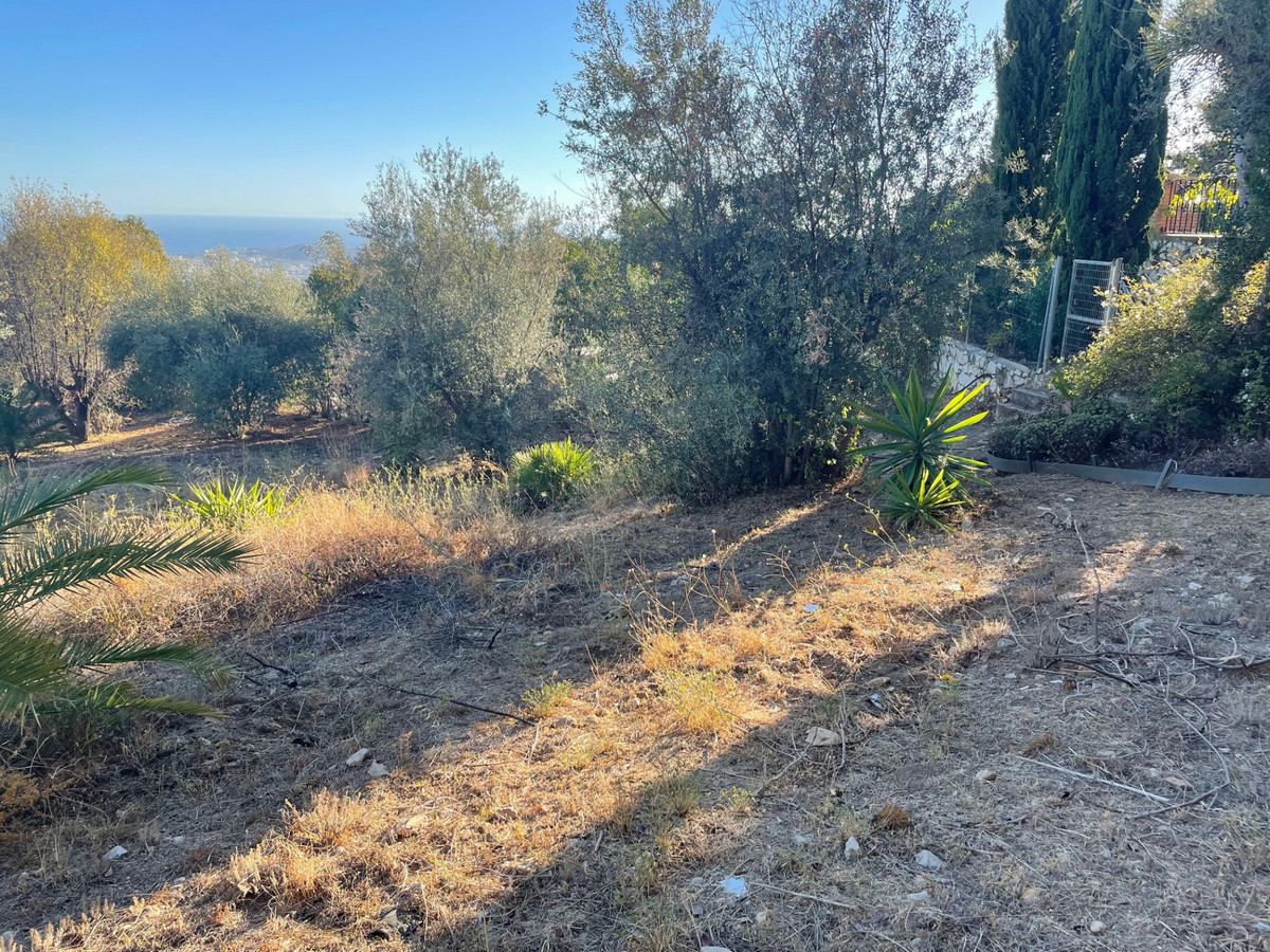 60229a5225cb842d5c569ad6060f20a7 - 2