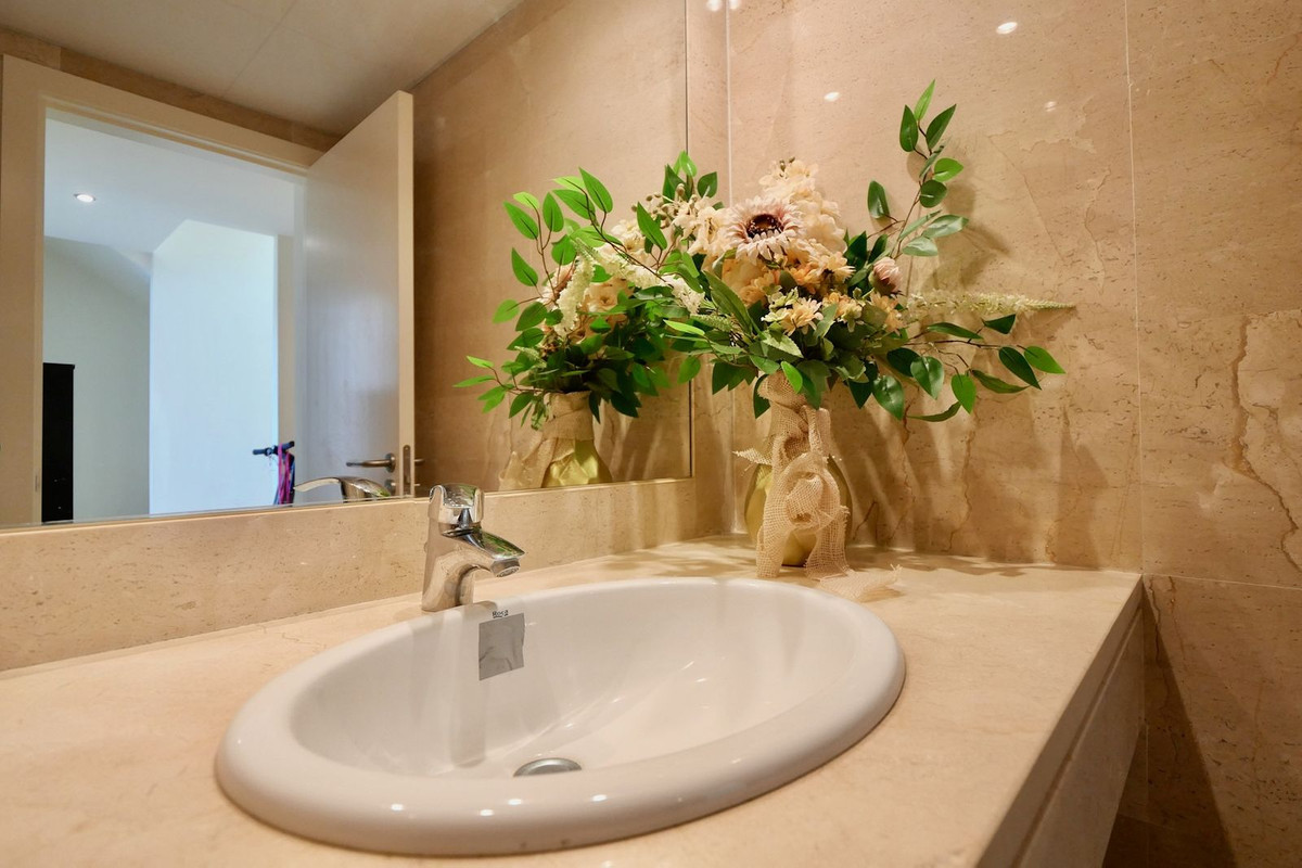 60272769a9207a983fac1c5326aef07c - 20