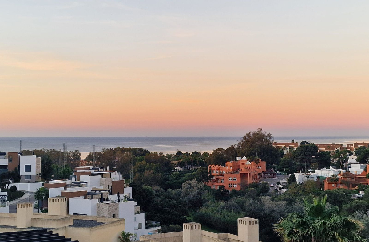 60272769a9207a983fac1c5326aef07c - 30