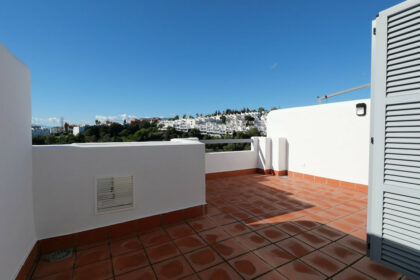 60272769a9207a983fac1c5326aef07c - 37