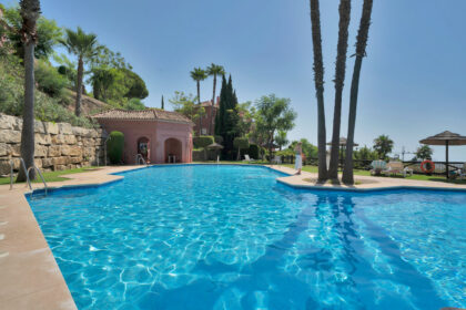 602d0ef3c98534a092e9a467ec42d365 - 24