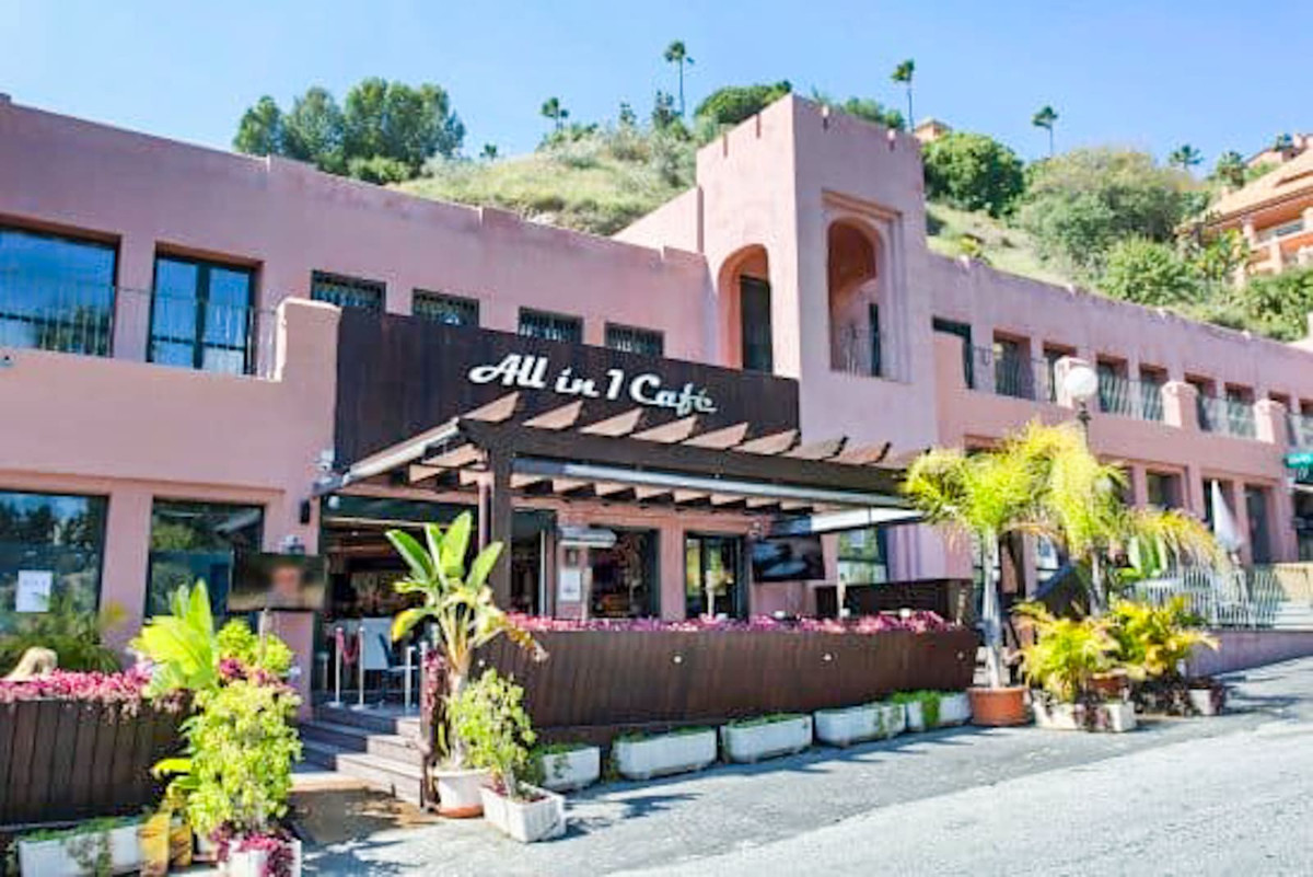 602d0ef3c98534a092e9a467ec42d365 - 32