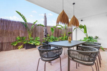 602d26198c6a96bffd66a9b671243700 - 14