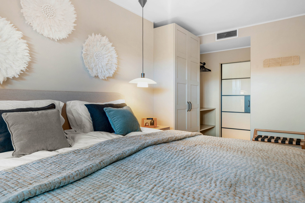 602d26198c6a96bffd66a9b671243700 - 16