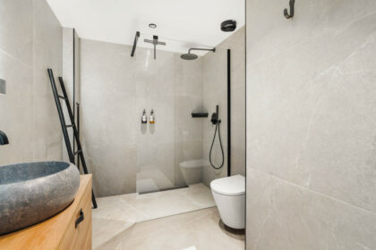 602d26198c6a96bffd66a9b671243700 - 17