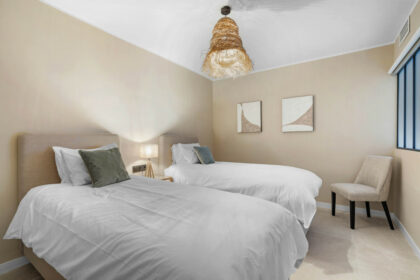 602d26198c6a96bffd66a9b671243700 - 21