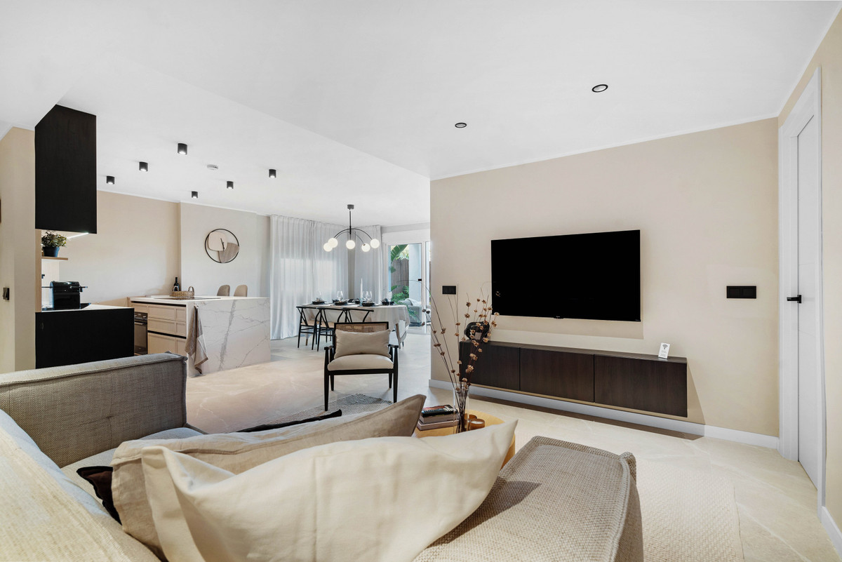 602d26198c6a96bffd66a9b671243700 - 3