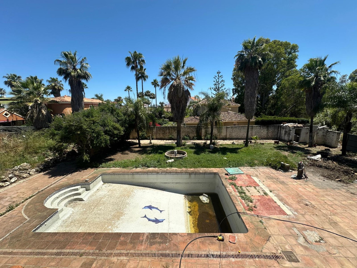 6044c3e73c067d3799356992754e18eb - 2