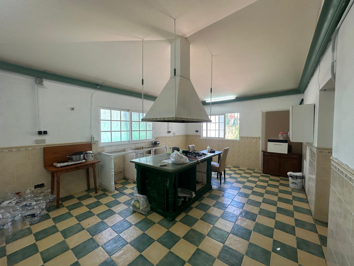 6044c3e73c067d3799356992754e18eb - 5