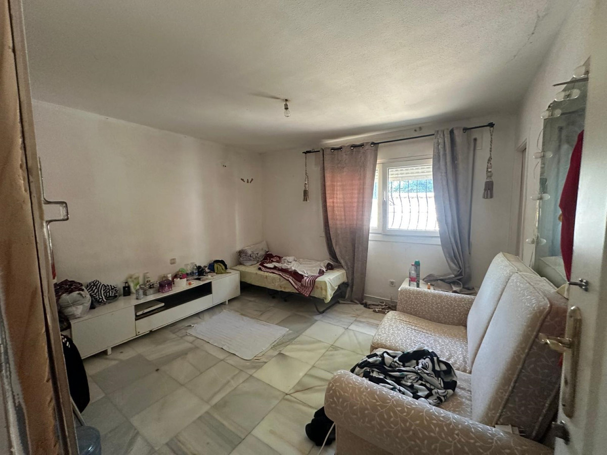 6044c3e73c067d3799356992754e18eb - 9