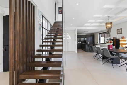 609ff0d2d1832dfe2416811f69e09b48 - 11